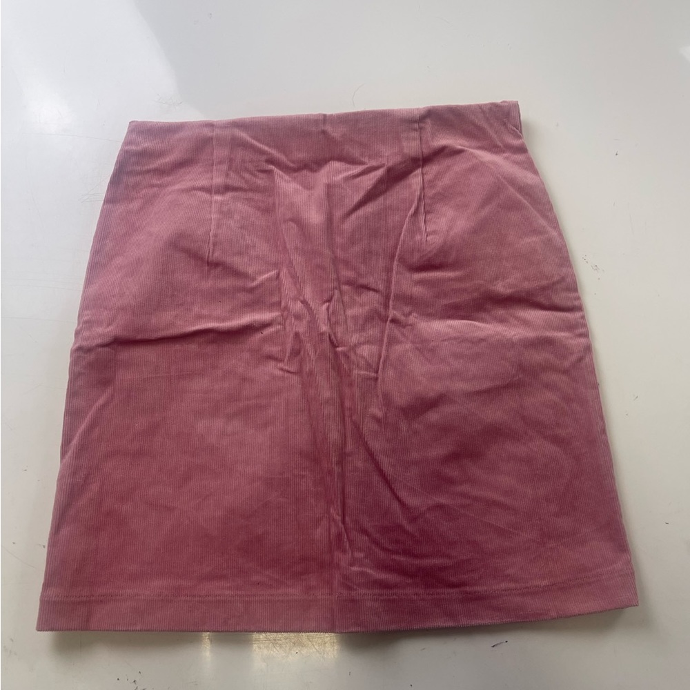 Have pink mini skirt size S